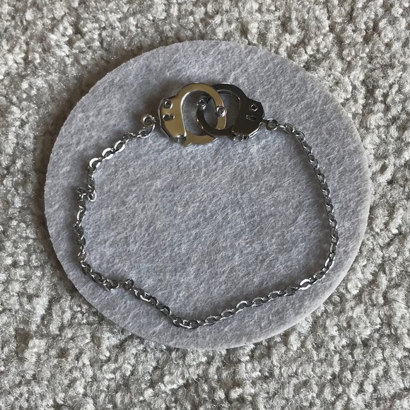 Silver Handcuff Bracelet/Anklet - Picture 1 of 5
